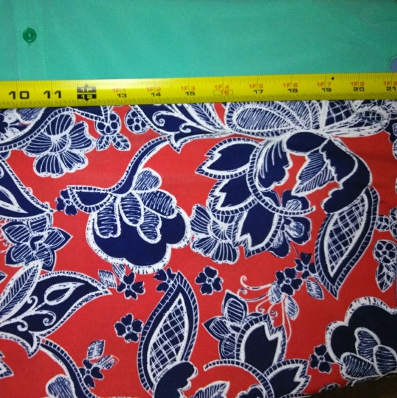 Tops - Picture 4 of 4